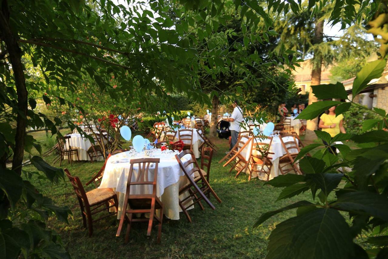 Agriturismo Tre Santi Villa Падула Екстериор снимка